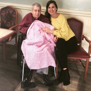 Meet your Posher, Claire